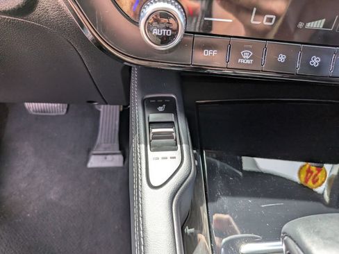 Used 2024 Kia Telluride EX FWD image 28
