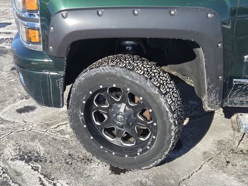 Used 2015 Chevrolet Silverado 1500 High Country w/ High Country Premium Package image 25