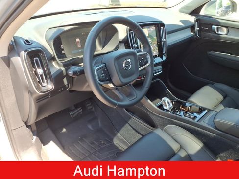 Used 2024 Volvo XC40 B5 Ultimate w/ Climate Package AWD/4WD image 14