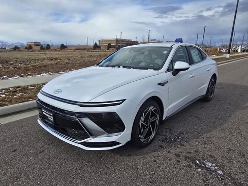 New 2026 Hyundai Sonata SEL image 1