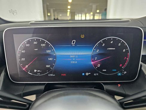 Certified 2023 Mercedes-Benz GLC 300 w/ Pinnacle Trim Package image 29
