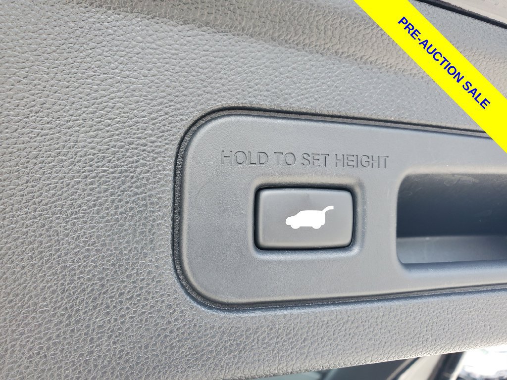 Used 2025 Acura MDX w/ Technology Package AWD/4WD image 9