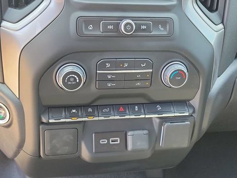 Used 2025 Chevrolet Silverado 1500 Custom Trail Boss AWD/4WD image 26