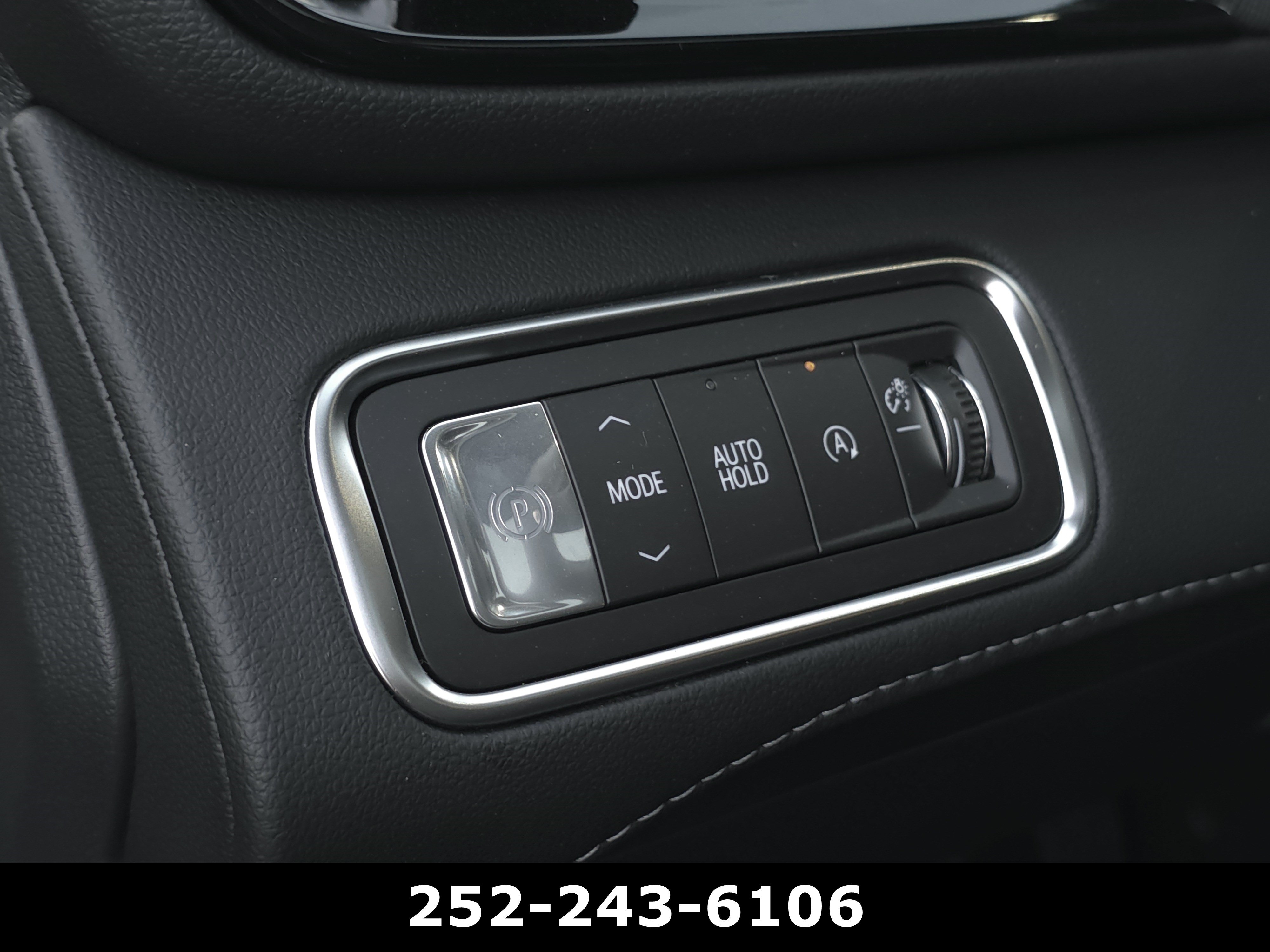 Used 2026 Buick Enclave Sport Touring w/ Super Cruise Package FWD image 30