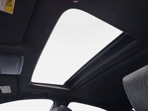 Used 2018 Honda Accord Sport image 30