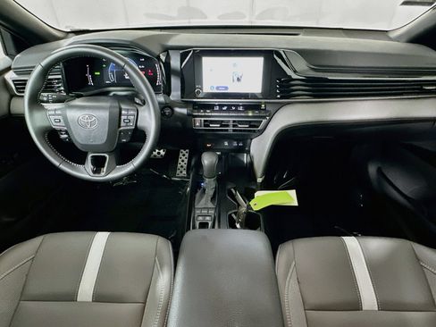Certified 2026 Toyota Camry SE FWD image 27