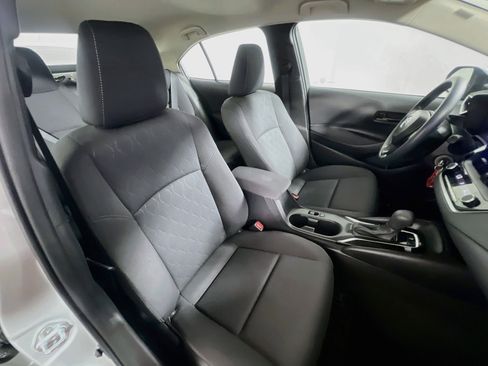 Used 2024 Toyota Corolla LE FWD image 29