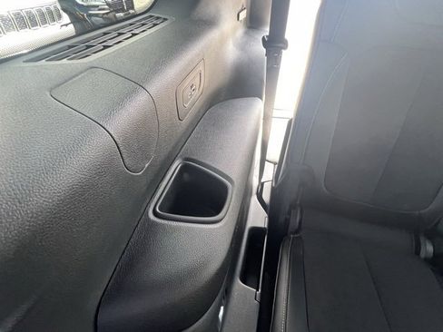 New 2025 Jeep Grand Cherokee L Altitude image 30