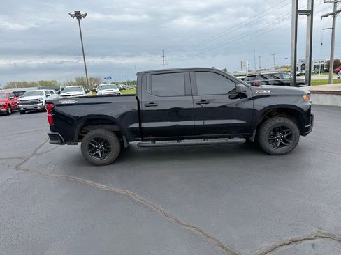 Used 2020 Chevrolet Silverado 1500 Custom Trail Boss w/ Custom Convenience Package AWD/4WD image 3