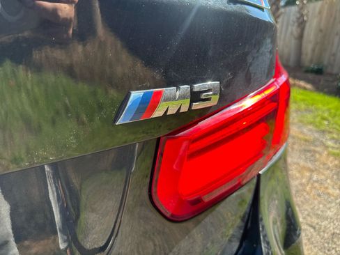 Used 2015 BMW M3 RWD image 17