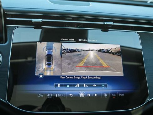 Used 2025 Mercedes-Benz E 350 Sedan image 23