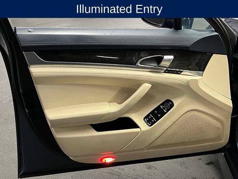 Used 2011 Porsche Panamera 4 AWD/4WD image 18