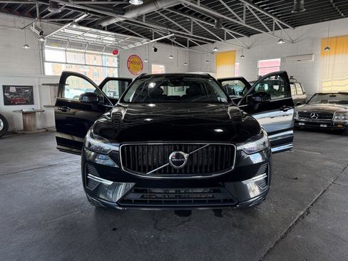 Used 2023 Volvo XC60 B5 Core image 24