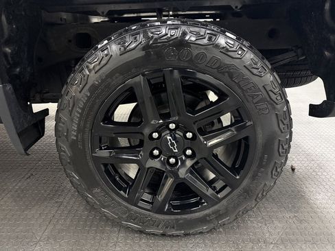 Used 2022 Chevrolet Silverado 1500 Custom Trail Boss image 11