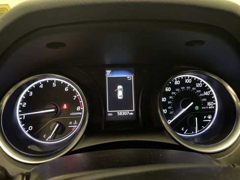 Used 2020 Toyota Camry LE FWD image 15