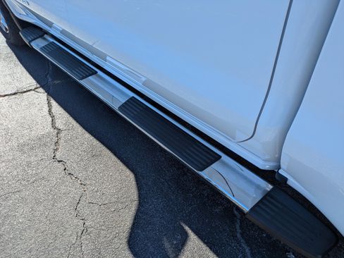 Certified 2023 GMC Sierra 1500 SLT w/ SLT Premium Package image 13