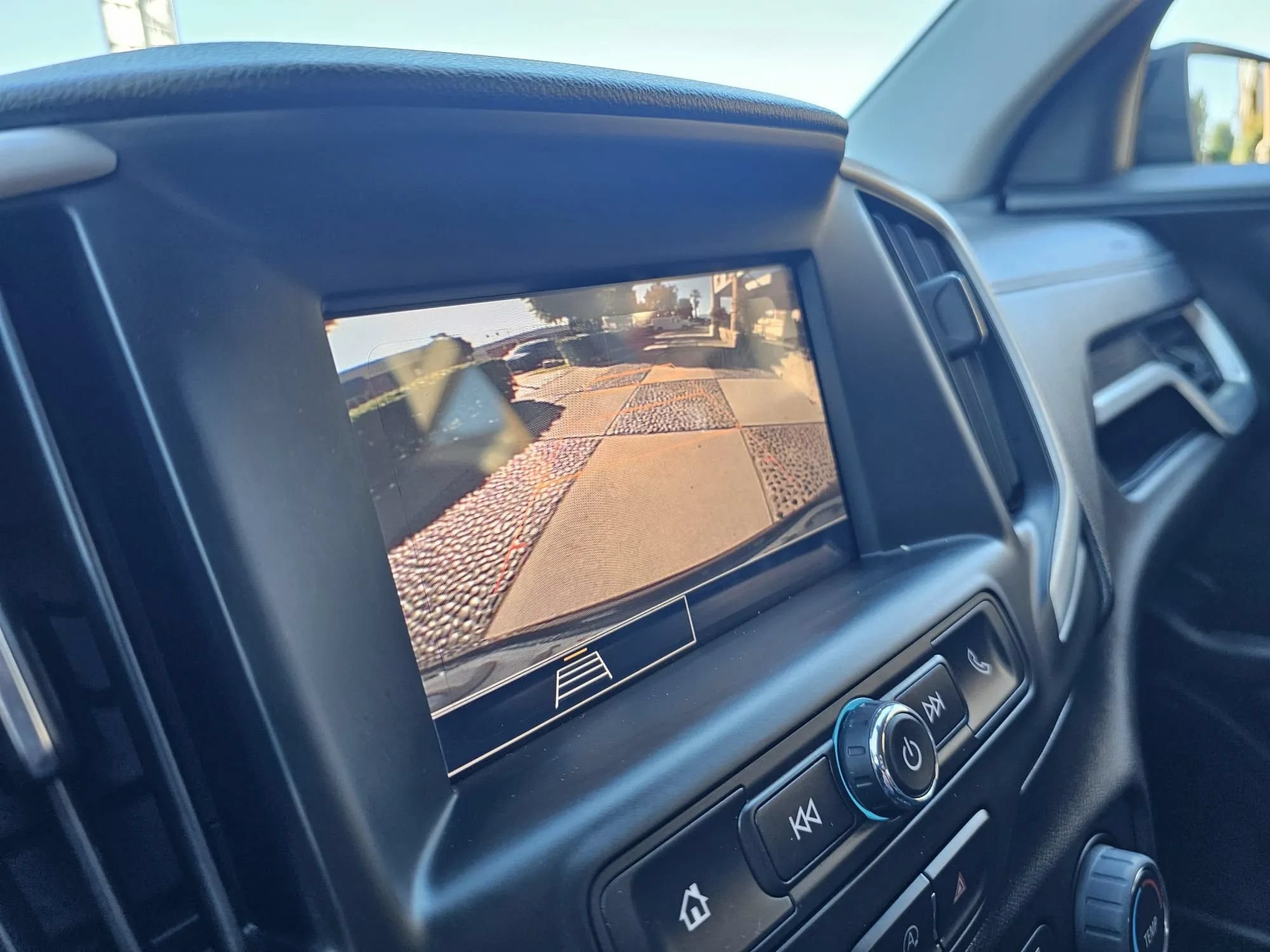 Used 2024 GMC Terrain SLE FWD image 37