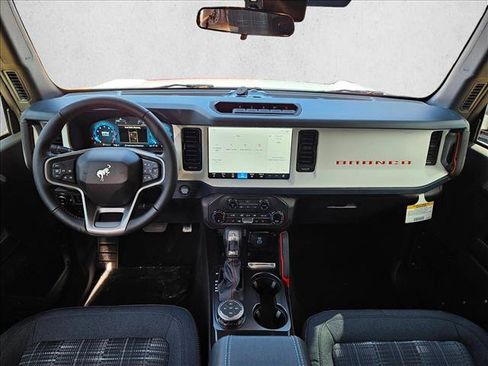 New 2025 Ford Bronco Heritage Edition image 15