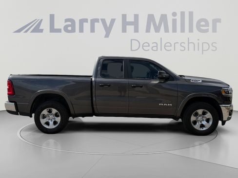 Used 2025 RAM 1500 Big Horn AWD/4WD image 6