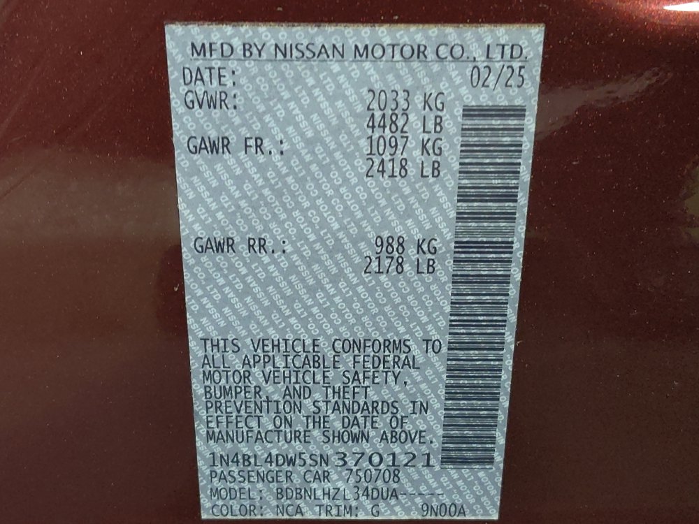 Used 2025 Nissan Altima 2.5 SV AWD/4WD image 33