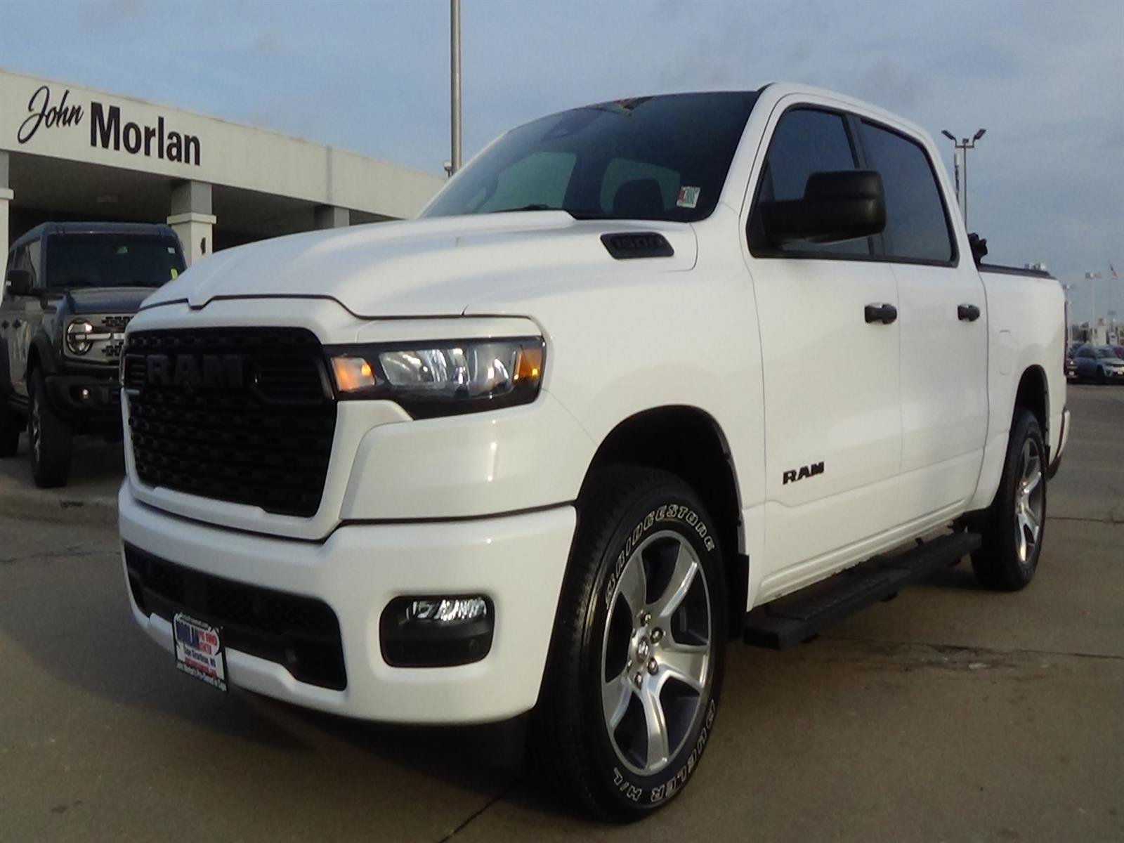 Used 2025 RAM 1500 Tradesman AWD/4WD image 2