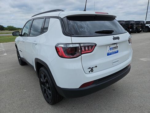 New 2026 Jeep Compass Latitude AWD/4WD image 5
