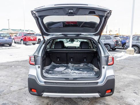 Used 2025 Subaru Outback Touring XT image 35