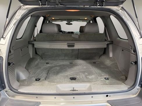 Used 2002 Chevrolet TrailBlazer LTZ image 33