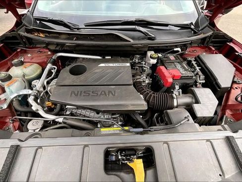 Used 2023 Nissan Rogue SL w/ SL Premium Package image 21