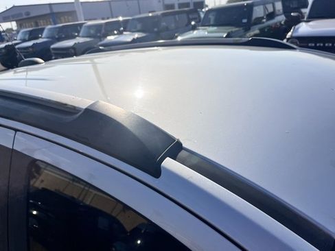 Used 2022 Buick Encore Preferred w/ Safety Package image 8