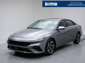 Used 2025 Hyundai Elantra SEL video 1