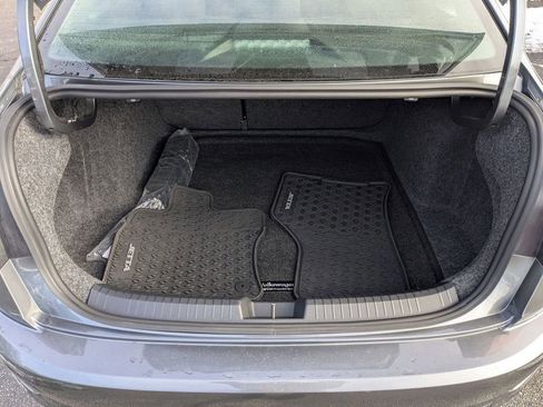 Used 2021 Volkswagen Jetta S w/ Driver Assistance Package image 10