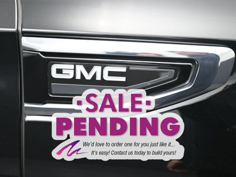Used 2021 GMC Yukon AT4 w/ AT4 Premium Plus Package image 6