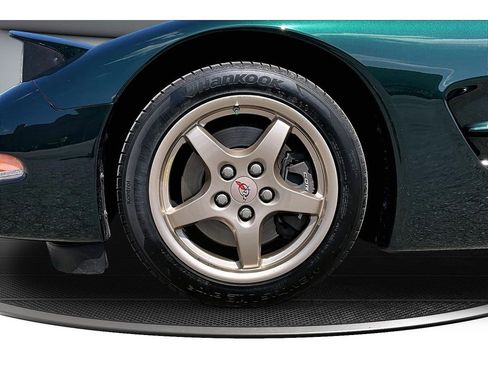 Used 2000 Chevrolet Corvette Convertible w/ Memory Pkg RWD image 11