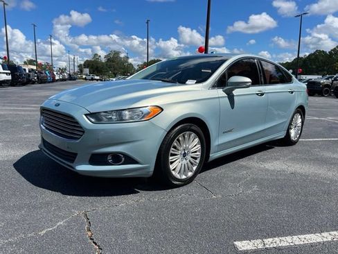 Used 2014 Ford Fusion SE w/ Equipment Group 502A FWD image 1