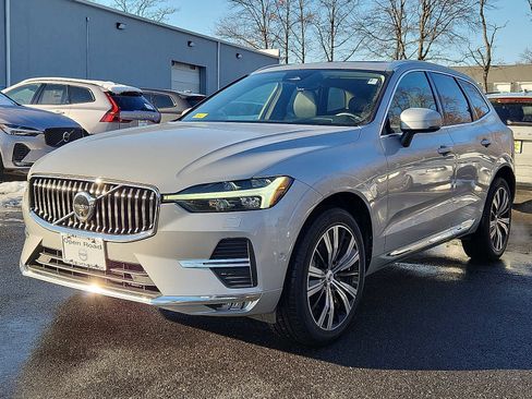 Certified 2023 Volvo XC60 B6 Ultimate image 3