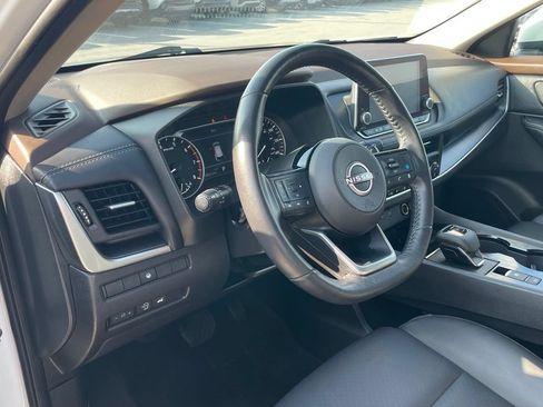 Used 2023 Nissan Rogue SV w/ SV Premium B Package AWD/4WD image 9