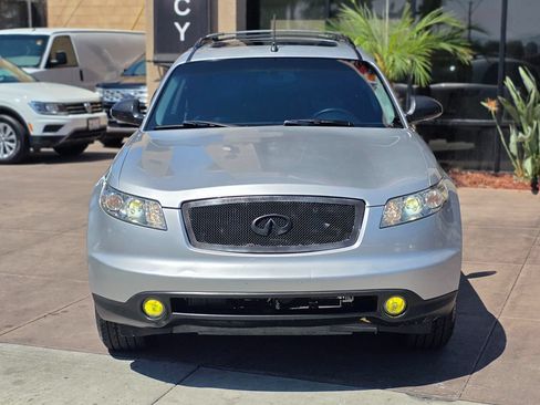 Used 2005 INFINITI FX35 2WD w/ (U01) Technology Pkg image 4