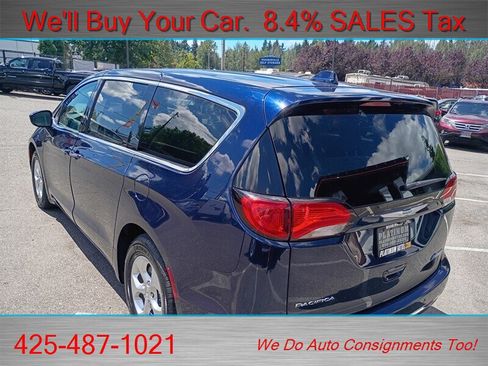Used 2018 Chrysler Pacifica Touring Plus FWD image 10