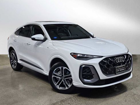New 2025 Audi Q5 Premium image 1