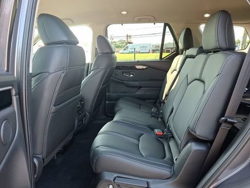 Certified 2026 Honda Pilot EX-L image 10