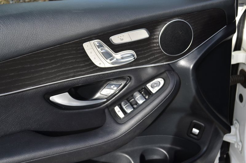 Used 2017 Mercedes-Benz GLC 300 4MATIC Coupe image 17