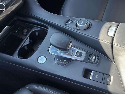 Used 2021 INFINITI QX50 Luxe w/ Appearance Package FWD image 30