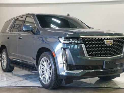 Used 2021 Cadillac Escalade Premium Luxury w/ Performance Package AWD/4WD image 3