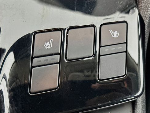Used 2025 Kia Sportage EX FWD image 26