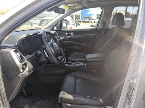 Used 2023 Kia Sorento SX Prestige AWD/4WD image 17
