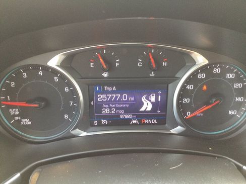 Used 2020 Chevrolet Equinox LT AWD/4WD image 25
