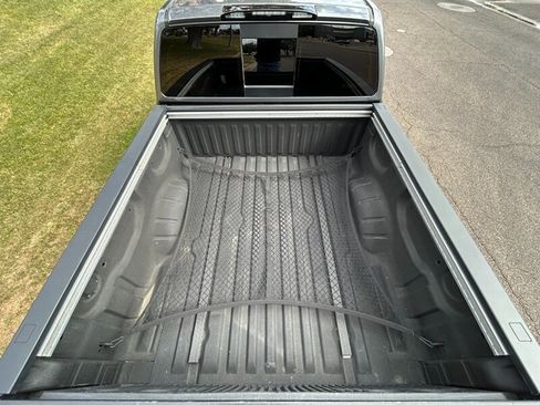 Used 2021 Nissan Titan PRO-4X w/ Pro-4x Utility Package image 5