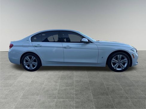 Used 2018 BMW 330e 330e iPerformance image 7