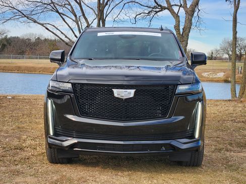 Certified 2024 Cadillac Escalade Sport Platinum w/ LPO, ONYX Package image 2